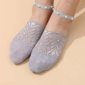 Pearl Lace Socks