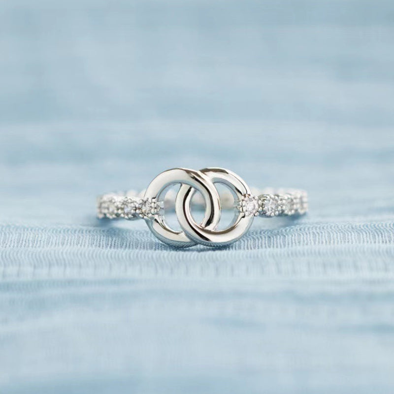 Forever Linked Interlocking Ring