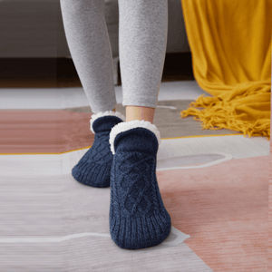 V-mouth Fluffy Slipper Socks