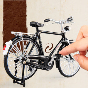 Retro Bicycle Model Ornament